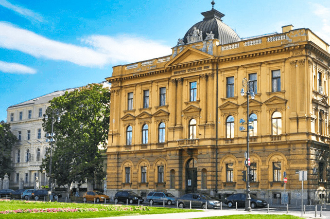 Hrvatska zajednica osnovnih škola